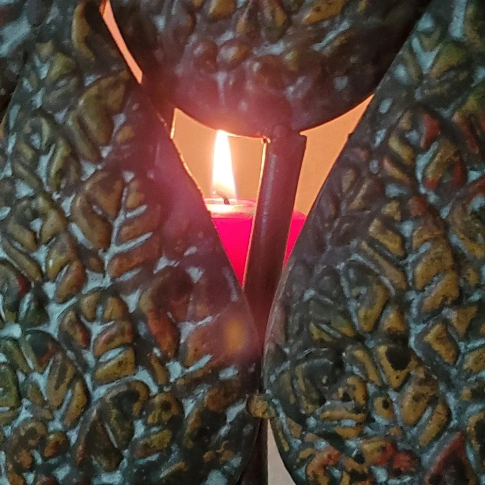 N/A candle holder